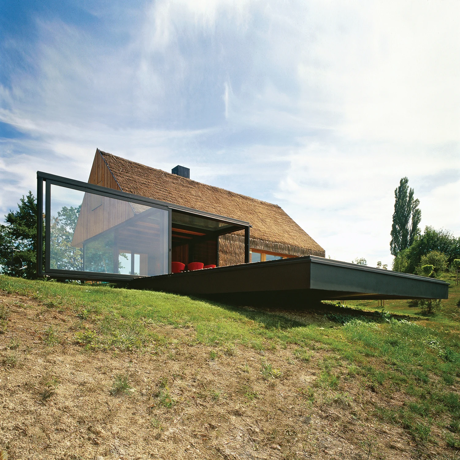 private_house_hiza_000_bmneogmumad4vp2kvwfc_jpg