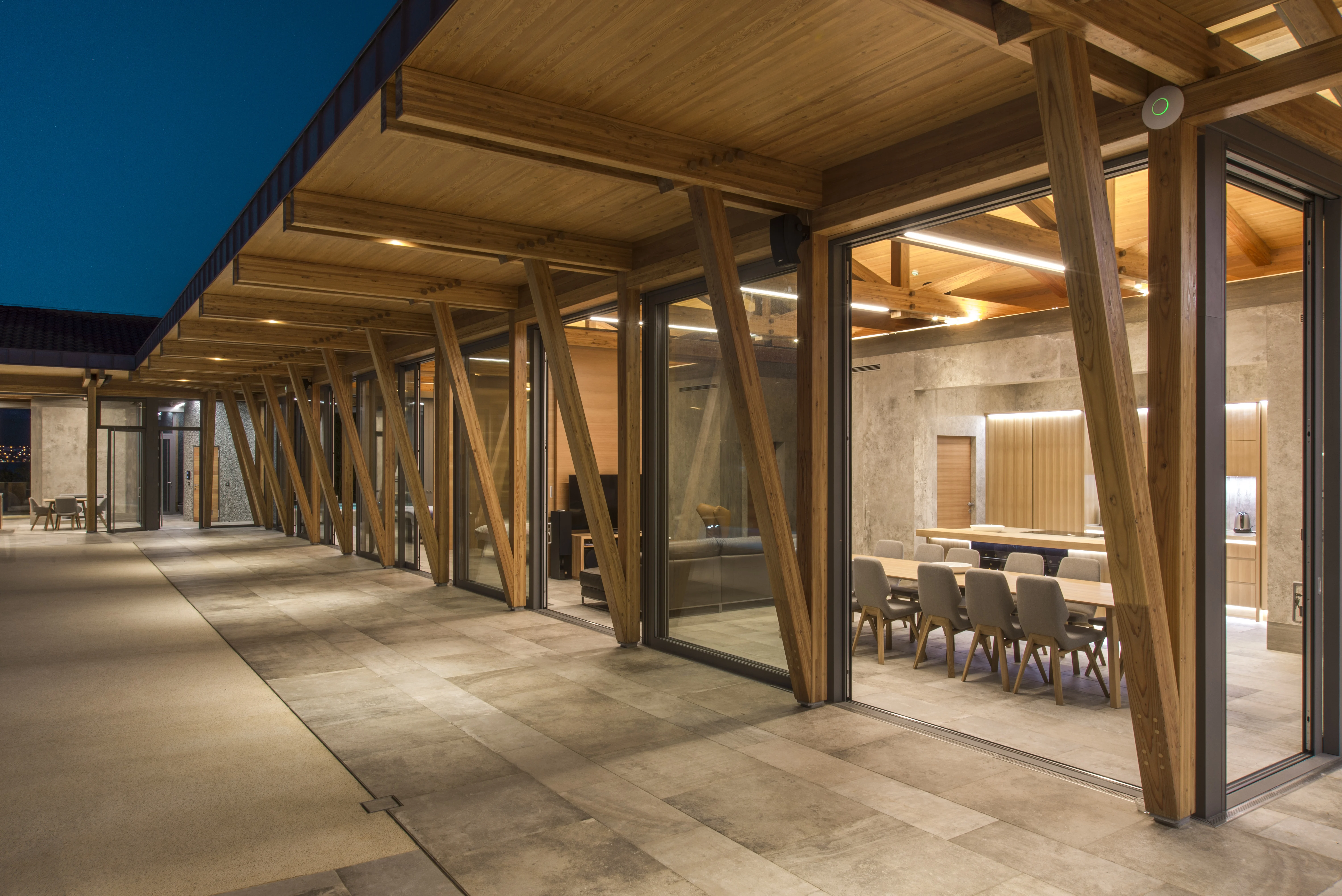 Wooden_house_rkcsto9mvuiaivs1jh0f_jpeg