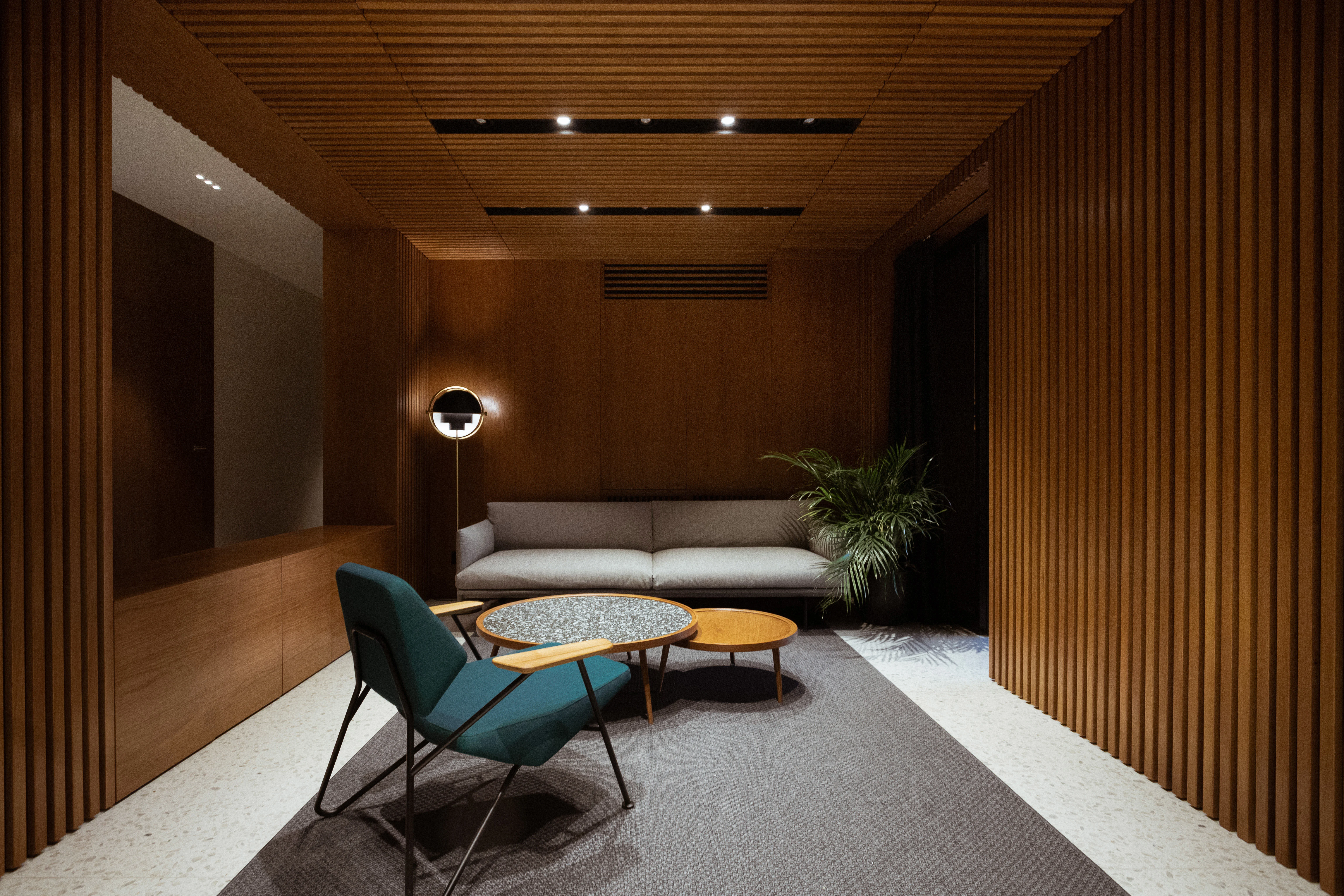 dominic_suites_000_co36igmz9lxbpprord0l_jpg