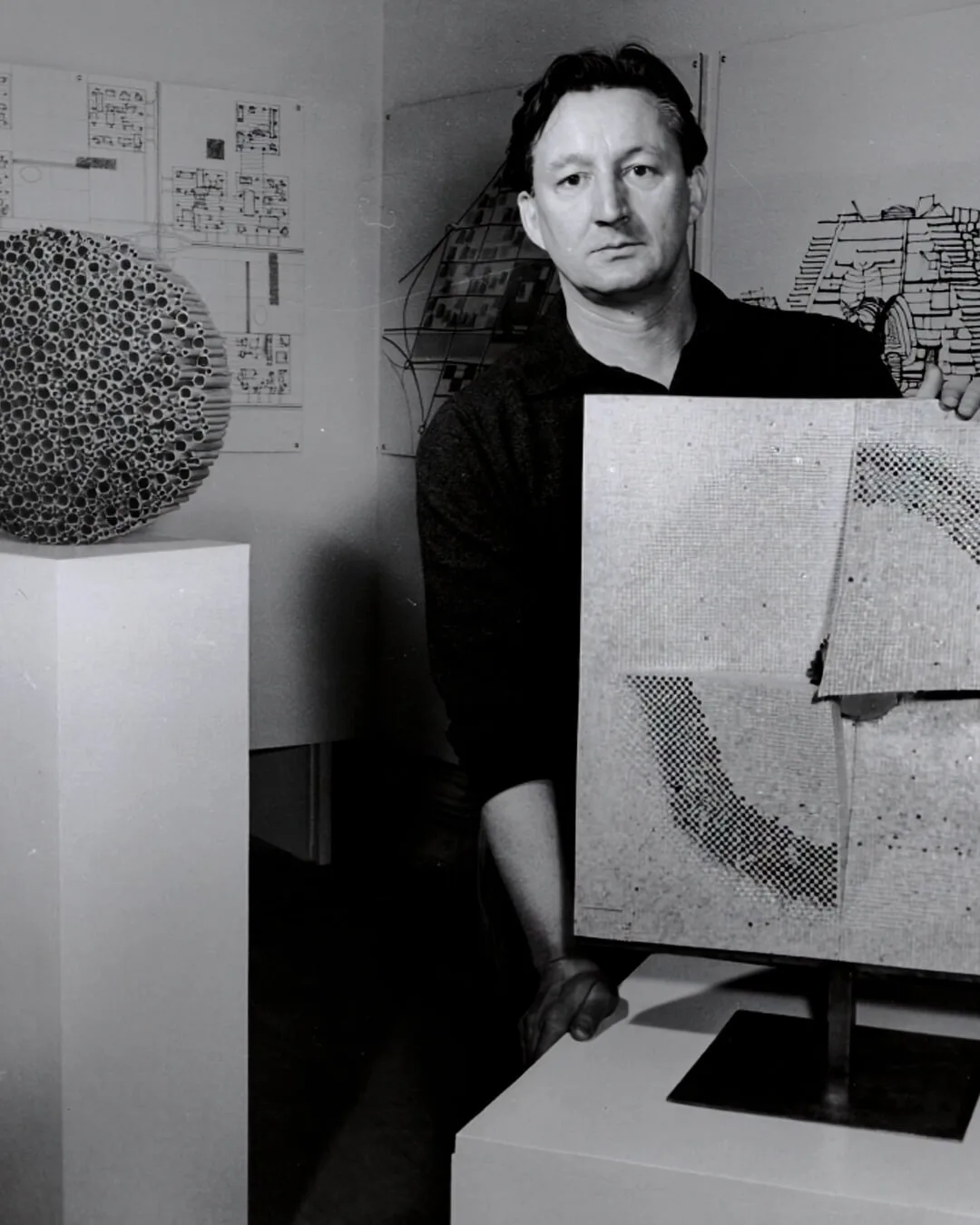 RCHTR_avant-gardist_4-5_thumb_jpg