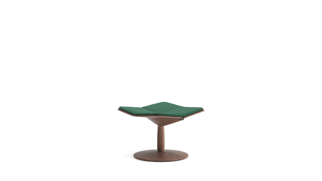 Turntable 5 of 37