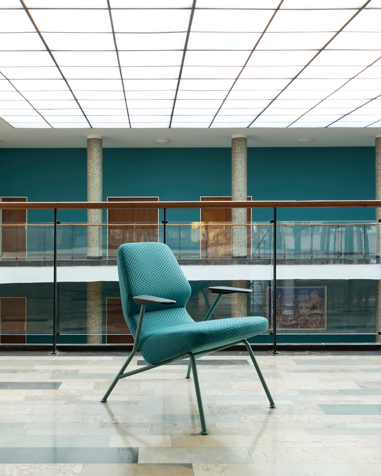 4_Zagreb_City_Hall_03_Oblique easy chair_jpg