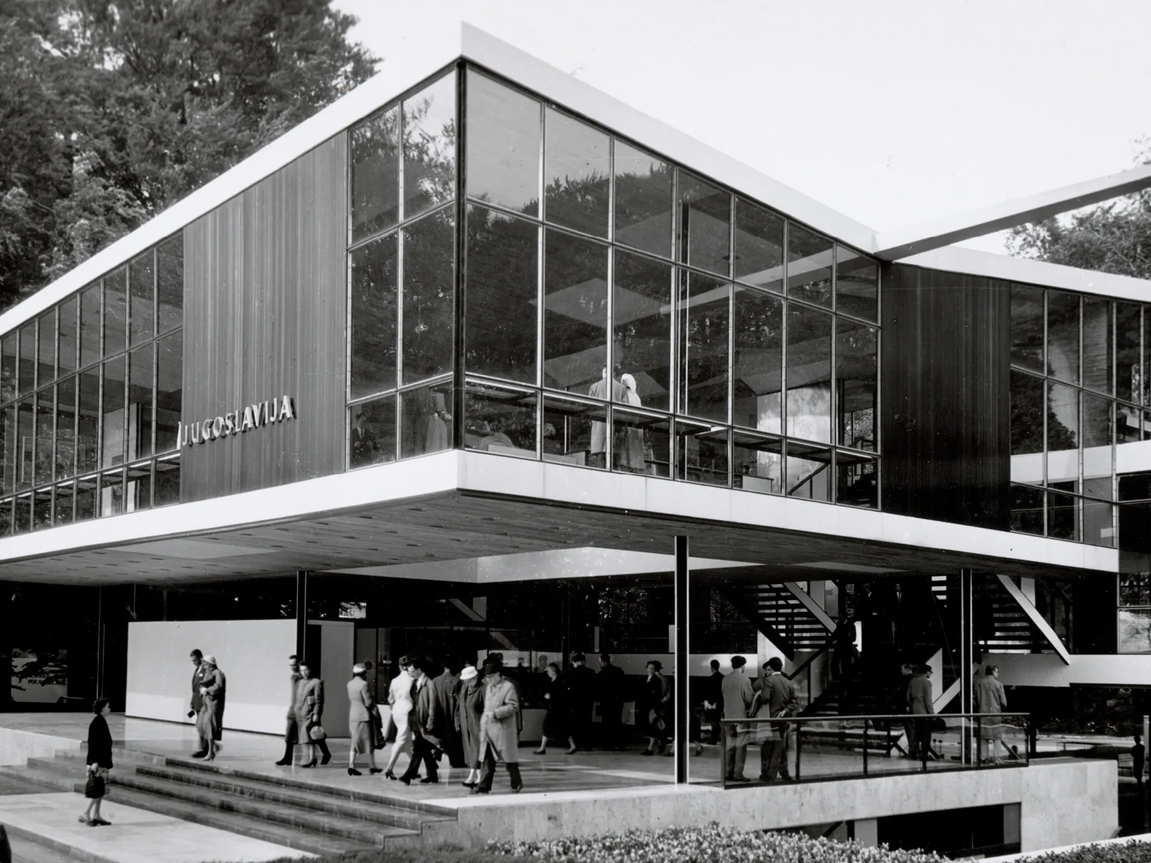 58_Timeline 4x32_jpg