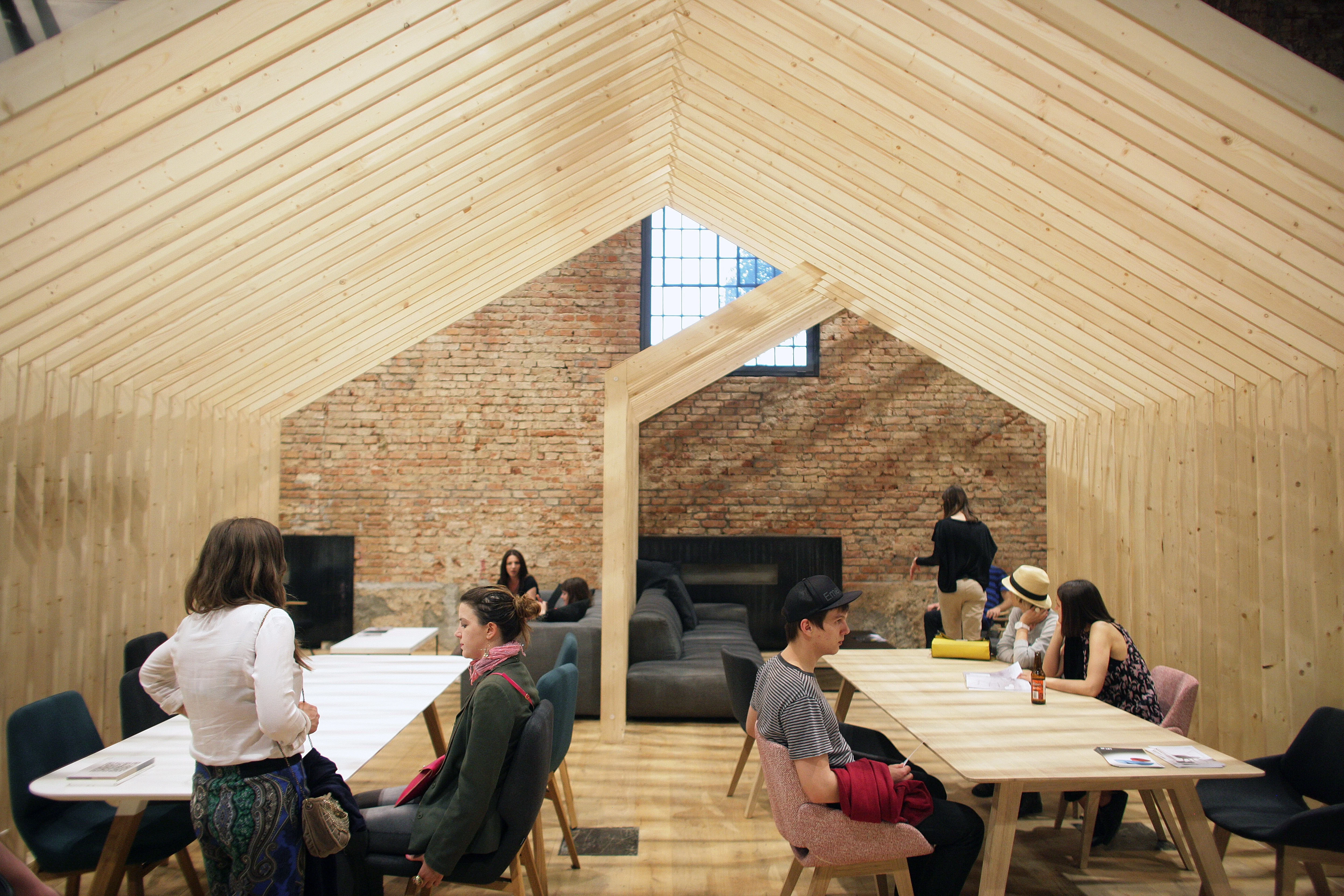 pwx1leuthwpezjbggm8x_jpg